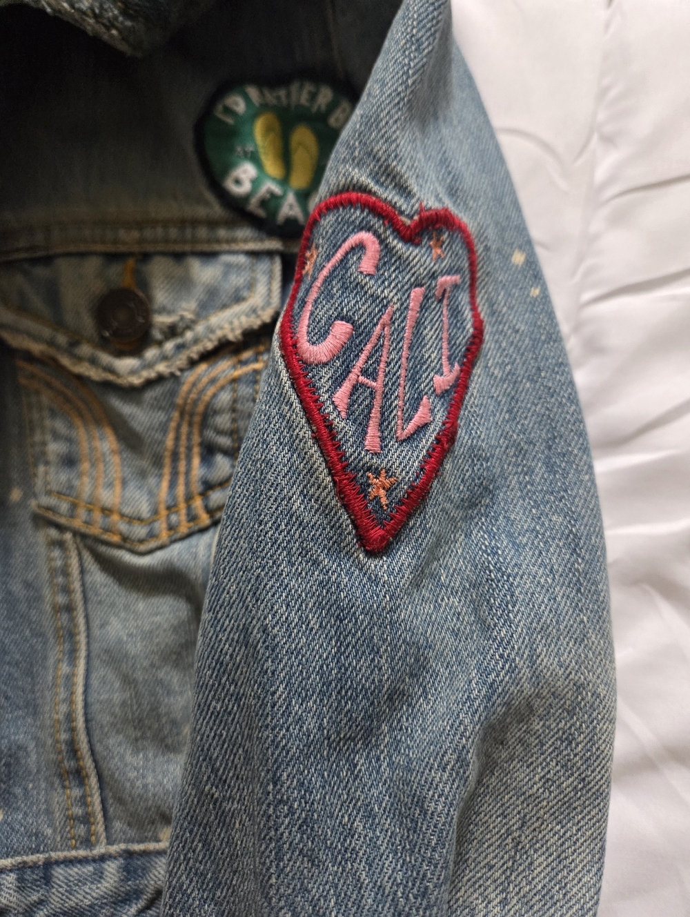 Vtf Y2K Cropped Distressed Denim Hollistet Jacket with Patches - Blue, Size M - Picture 4 of 9